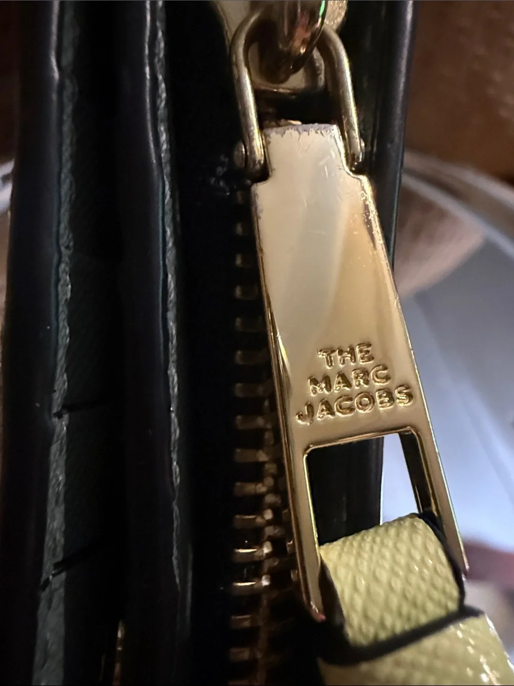 Marc Jacobs The J Marc Chain Wallet EUC